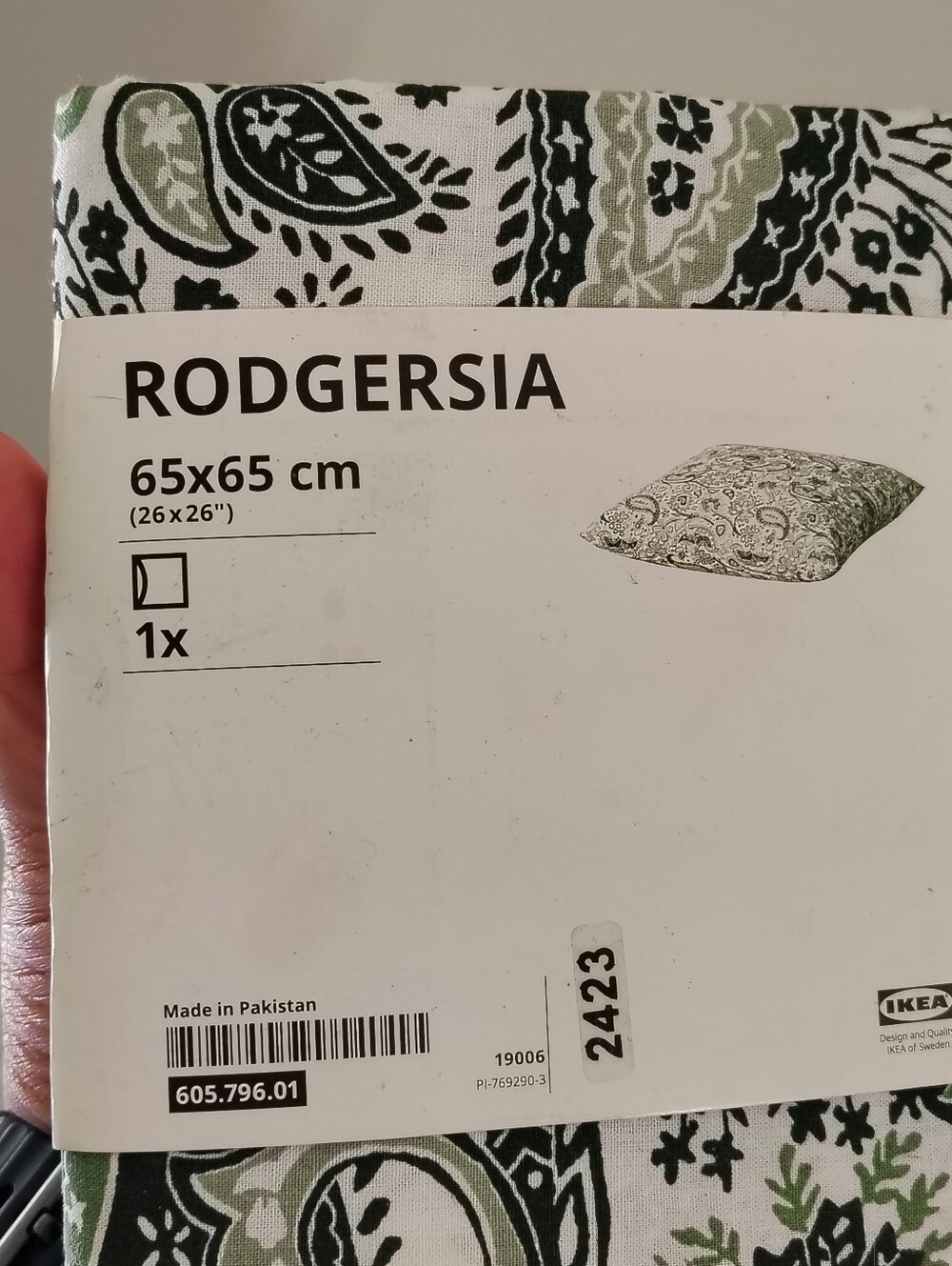 Green Paisley Pillow Cover - 65x65 cm